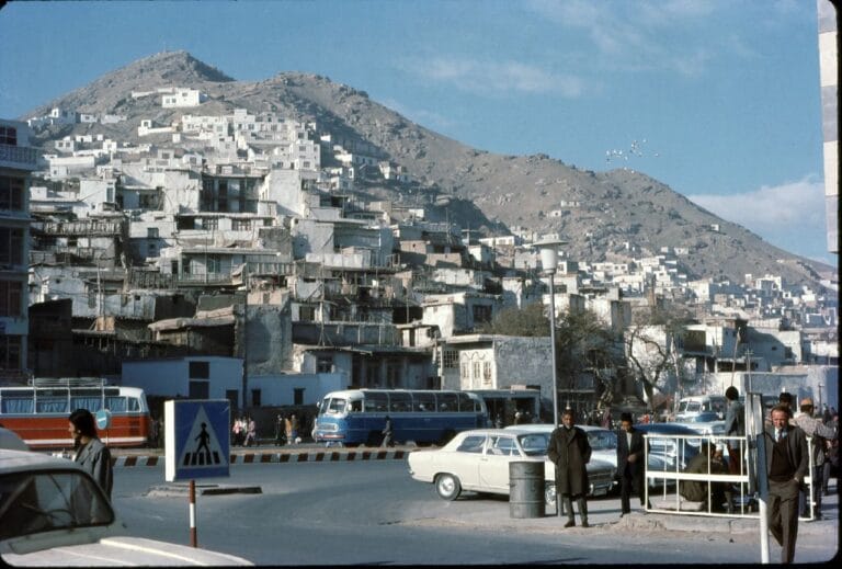 Gatubild från Kabul 1974