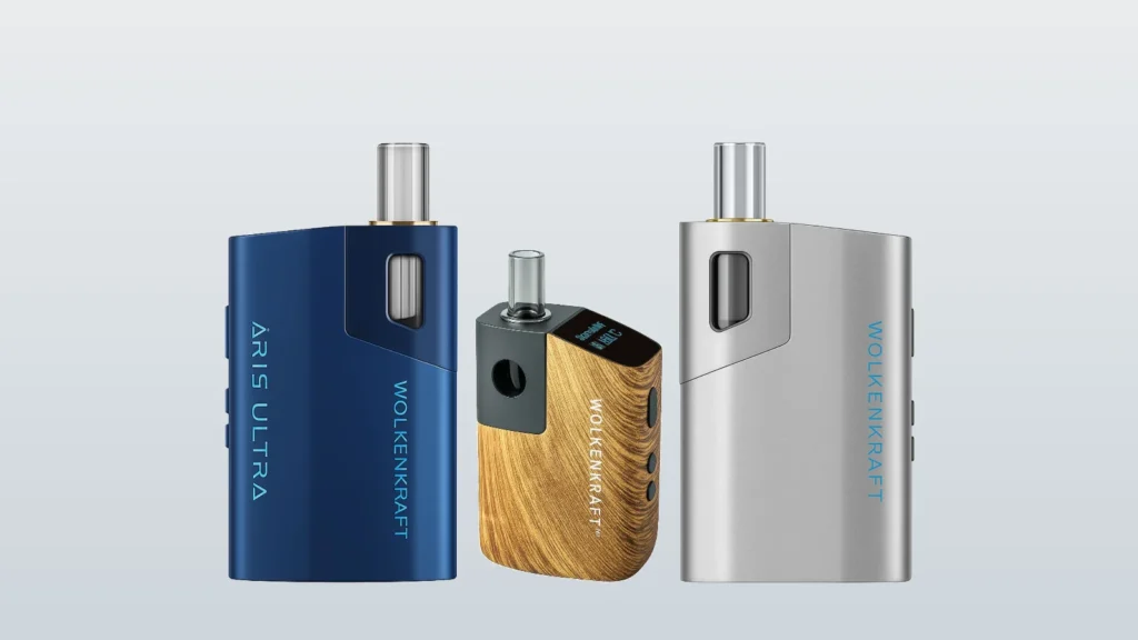 Wolkenkraft ÄRiS Ultra i Night Blue, FX MINI i trä och ÄRiS Ultra i Gun Metal