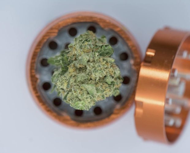 Cannabis grinder